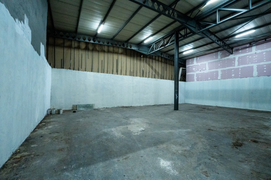 To Let Commercial Property for Rent in Kwazakhele Eastern Cape